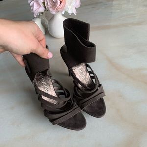 Pedro Garcia Brown Suede Heels size 38